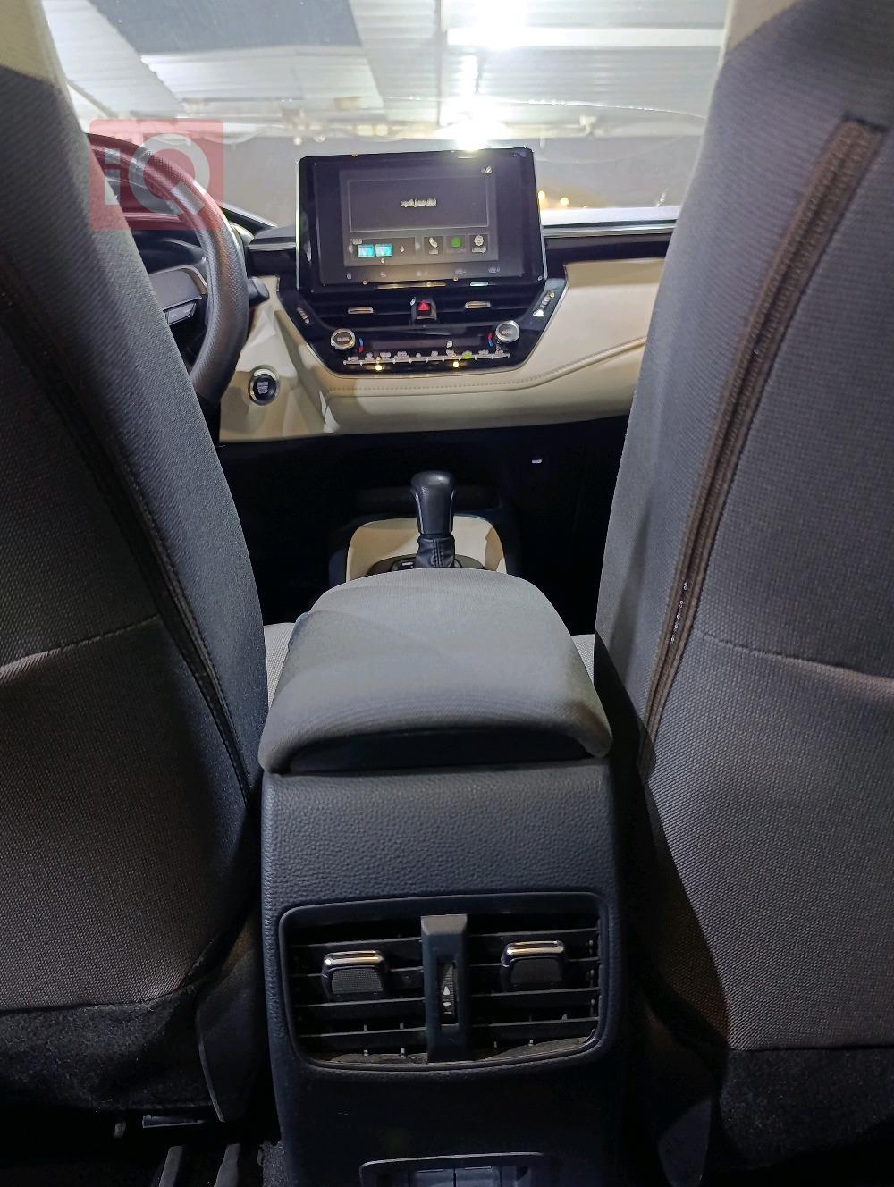 تۆیۆتا کۆرۆلا